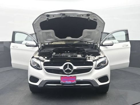 Used 2019 Mercedes-Benz GLC 300 4MATIC Coupe image 36