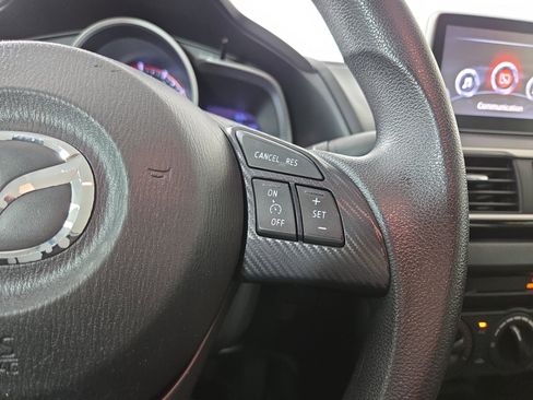 Used 2016 MAZDA MAZDA3 i Sport image 16