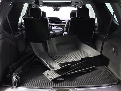 Certified 2024 Cadillac Escalade Sport Platinum w/ LPO, ONYX Package image 19