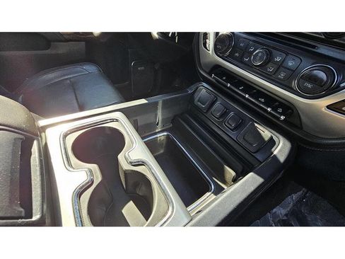 Used 2015 GMC Sierra 1500 SLT w/ SLT Crew Cab Value Package image 27