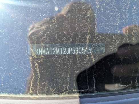 Used 2018 Nissan Rogue SV image 10