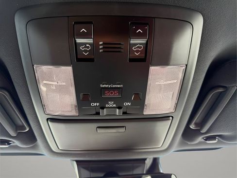 Used 2021 Lexus GX 460 Premium w/ Premium Package AWD/4WD image 58