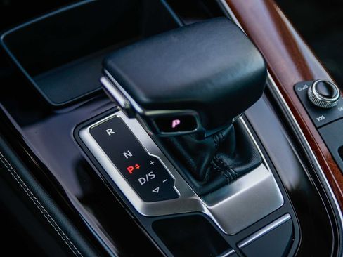 Used 2020 Audi A4 2.0T Premium Plus w/ Premium Plus Package image 24