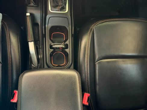 Used 2021 Jeep Gladiator Mojave AWD/4WD image 16