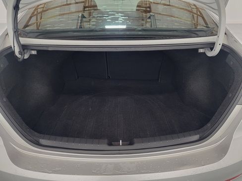 Used 2018 Hyundai Elantra SEL image 27