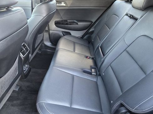 Used 2019 Kia Sportage SX image 31