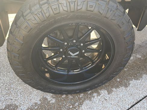 Used 2024 GMC Sierra 2500 Denali w/ Denali Reserve Package image 12