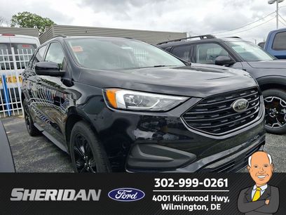 Used 2022 Ford Edge SE w/ Black Appearance Package