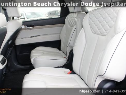 Used 2022 Hyundai Palisade Limited image 29