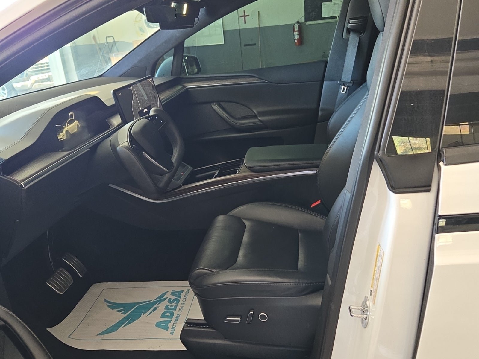 Used 2022 Tesla Model X AWD/4WD image 5