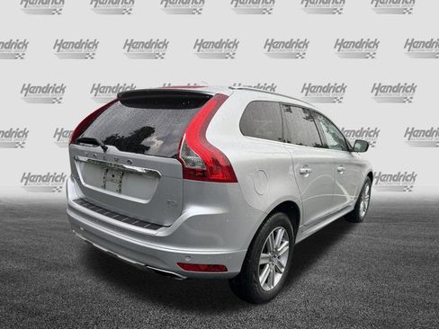 Used 2017 Volvo XC60 T5 Inscription w/ Preferred Option Package FWD image 10