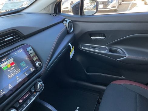 New 2025 Nissan Versa SR w/ Trunk Package image 32