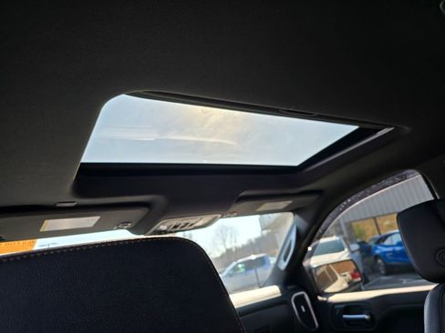 Used 2021 GMC Sierra 1500 AT4 w/ AT4 Value Package image 14