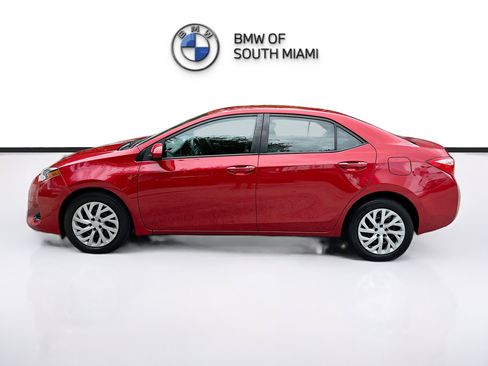 Used 2017 Toyota Corolla LE image 4