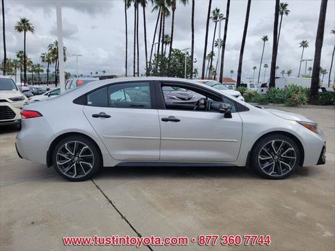 Certified 2021 Toyota Corolla SE image 3