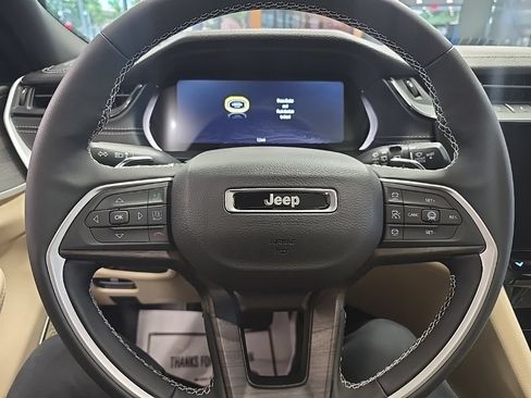 New 2026 Jeep Grand Cherokee Limited w/ Limited Altitude Package RWD image 13