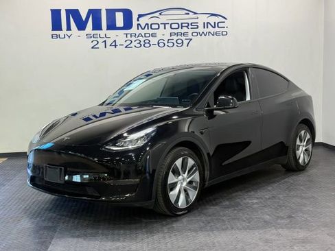 Used 2023 Tesla Model Y Long Range image 1