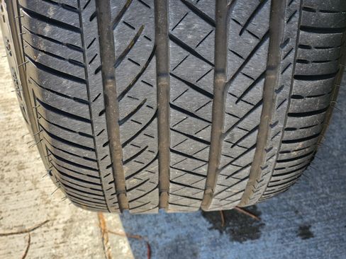 Used 2025 Lexus ES 300h w/ Premium Package image 16