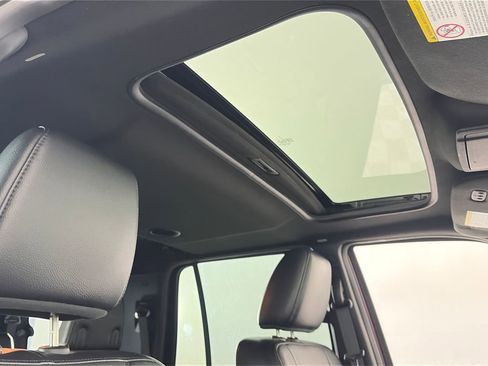 Used 2017 Ford Expedition XLT w/ Equipment Group 202A image 33