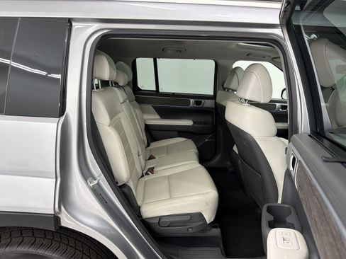 Used 2024 Hyundai Santa Fe Limited FWD image 33
