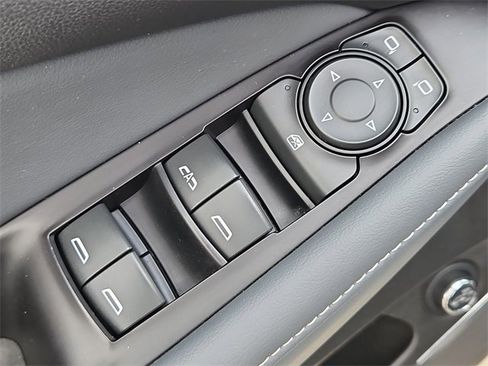 Used 2020 Buick Enclave Essence w/ Sound and Sites Package image 17