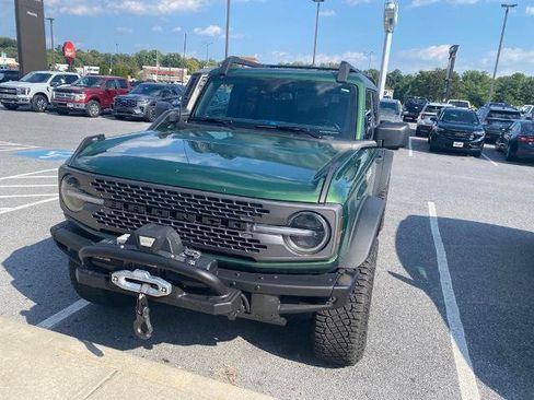 Certified 2024 Ford Bronco Everglades AWD/4WD image 3