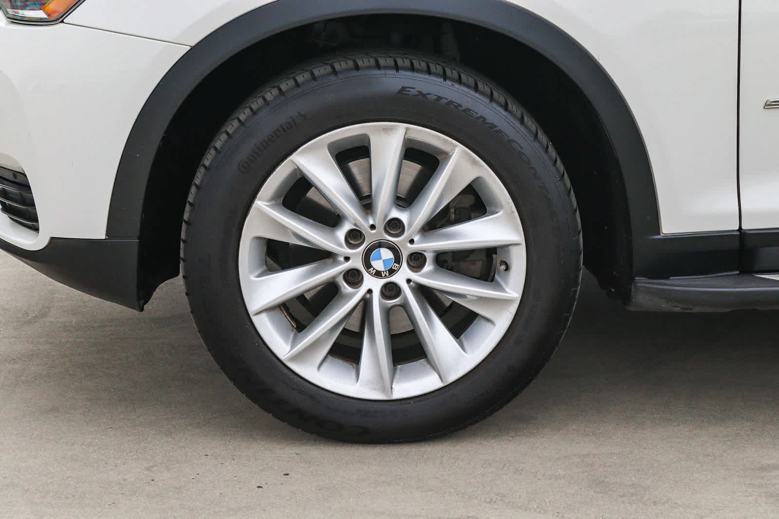 Used 2017 BMW X3 sDrive28i RWD image 11