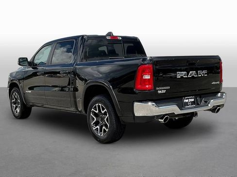 Used 2025 RAM 1500 Laramie AWD/4WD image 5