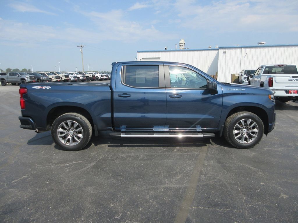 Used 2021 Chevrolet Silverado 1500 RST w/ Bed Protection Package AWD/4WD image 5