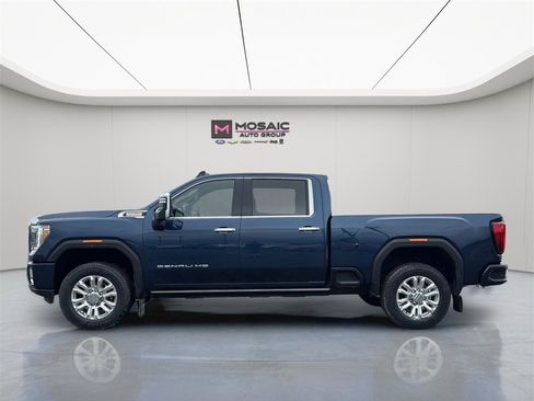 Used 2022 GMC Sierra 3500 Denali image 4