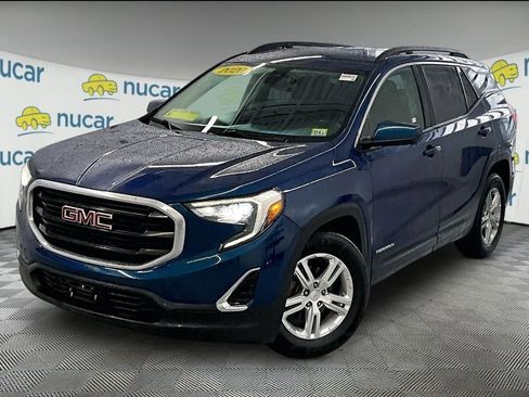 Used 2020 GMC Terrain SLE w/ Driver Convenience Package FWD image 3