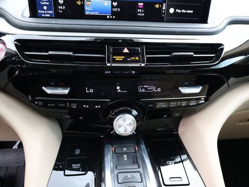 Used 2025 Acura MDX FWD w/ Technology Package image 33