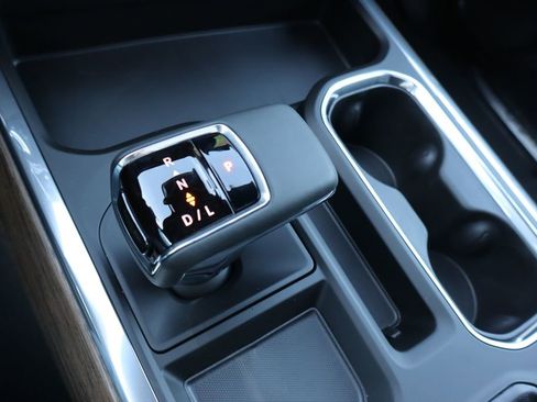 New 2026 Chevrolet Silverado 1500 High Country w/ Technology Package AWD/4WD image 10