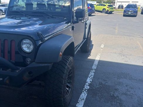 Used 2016 Jeep Wrangler Unlimited Rubicon AWD/4WD image 1