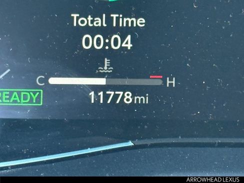 Used 2024 Toyota Venza Limited image 20