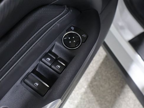 Used 2025 Ford Mustang Premium RWD image 20