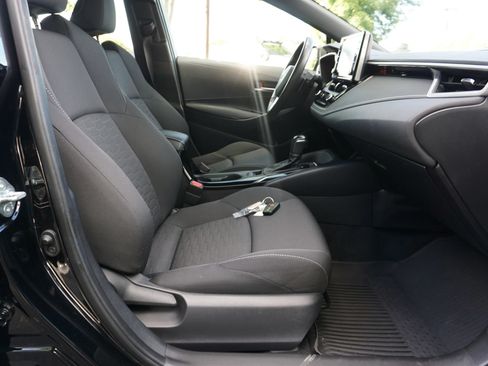 Used 2022 Toyota Corolla SE FWD image 17