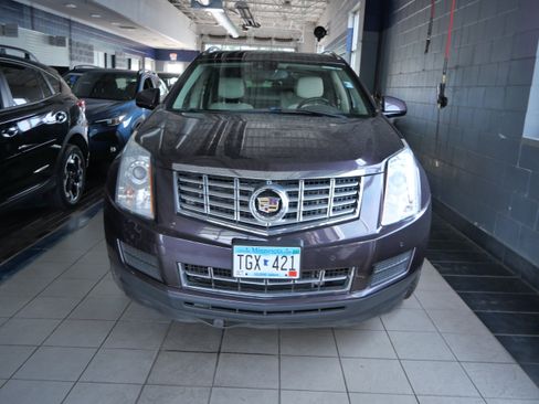 Used 2015 Cadillac SRX Luxury w/ Driver Awareness Package FWD image 3