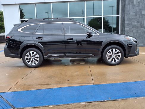 Certified 2025 Subaru Outback AWD/4WD image 25