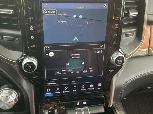 Used 2023 RAM 1500 Limited w/ Body Color Bumper Group image 25