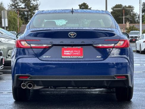 New 2026 Toyota Camry SE image 8