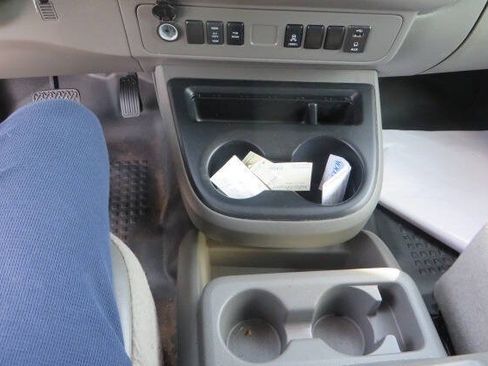Used 2019 Nissan NV 2500 SV RWD image 40