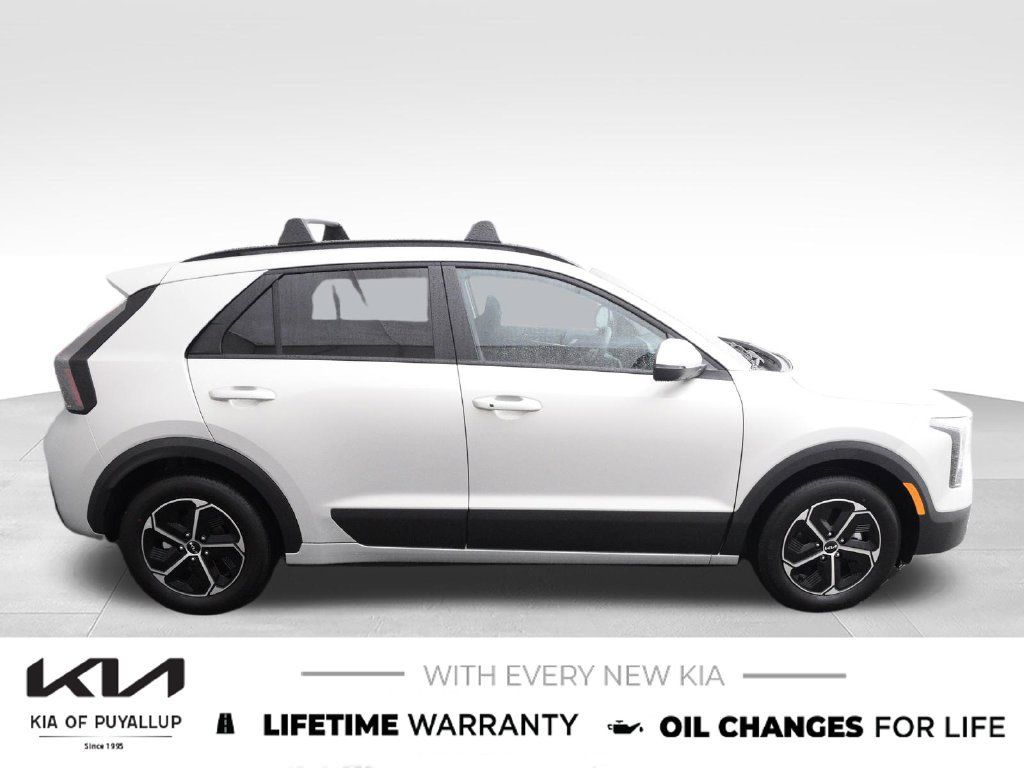 New 2027 Kia Niro LX FWD image 4