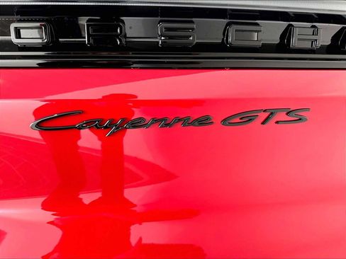 New 2026 Porsche Cayenne GTS AWD/4WD image 33