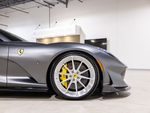 Used 2023 Ferrari 812 GTS image 27