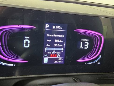 Certified 2023 Kia Sportage EX AWD/4WD image 15