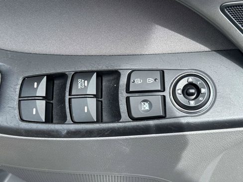 Used 2015 Hyundai Elantra SE w/ Option Group 02 image 17