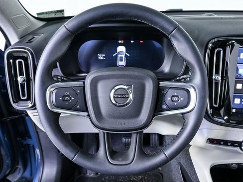 Certified 2025 Volvo XC40 B5 Plus image 11
