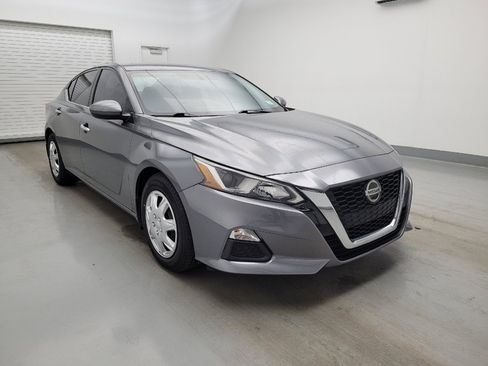 Used 2019 Nissan Altima 2.5 S FWD image 13