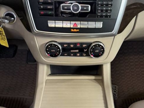 Used 2015 Mercedes-Benz ML 350 2WD image 20